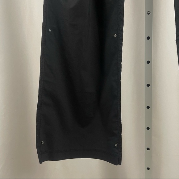 Fila Large Matte Black Drawstring Hiking Pants Roll Up Convertible Outdoor Camp - Picture 3 of 10